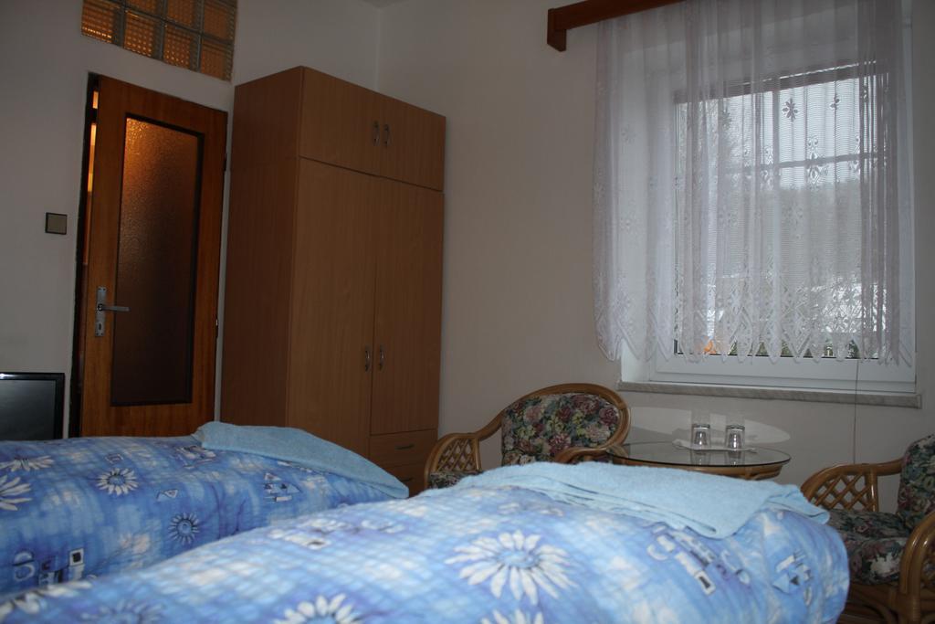 Penzion U Antonickova Pramene Mariánské Lázně Exteriér fotografie